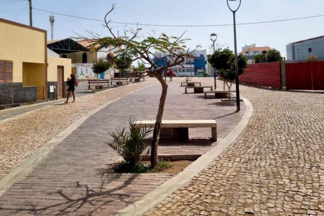 Alto de Igreja: the hill where real life happens