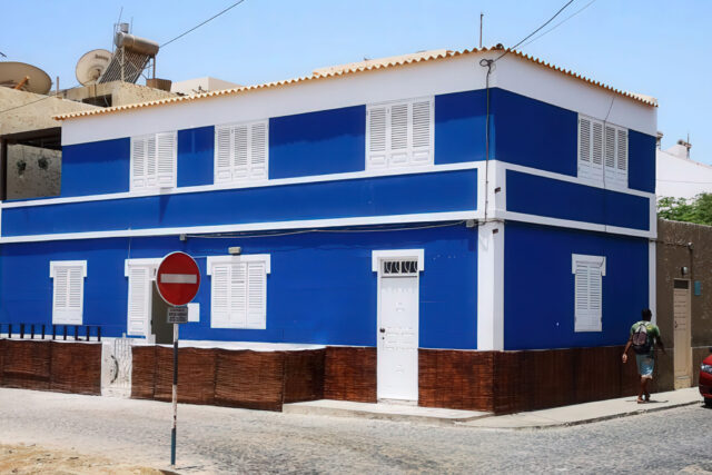 Casa Blu Guesthouse: great location, maintenance… a risky lottery