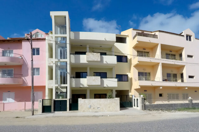 Surf House Cabo Verde: well-designed apartments, just steps from the seas