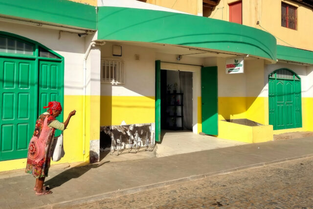 Tendetudo Supermarket: The quiet neighbour that competes without making a fuss