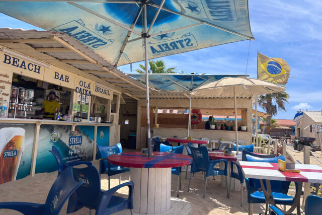 Beach Bar Olá Brasil: strong caipirinhas, feet in the sand, and the kind of chaos you forgive