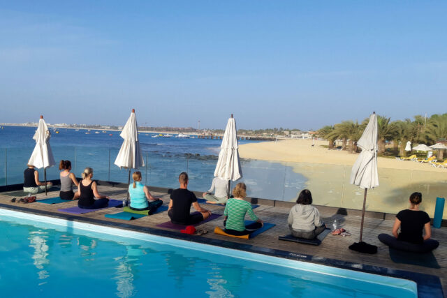 Cabo Verde Wellness: stretching your body while the island wakes up