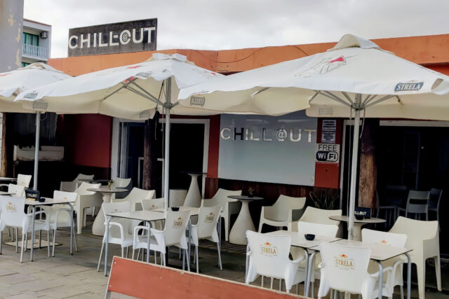 Chill Out Bar, unhurried dancing, simple drinks and nights that stretch on their own