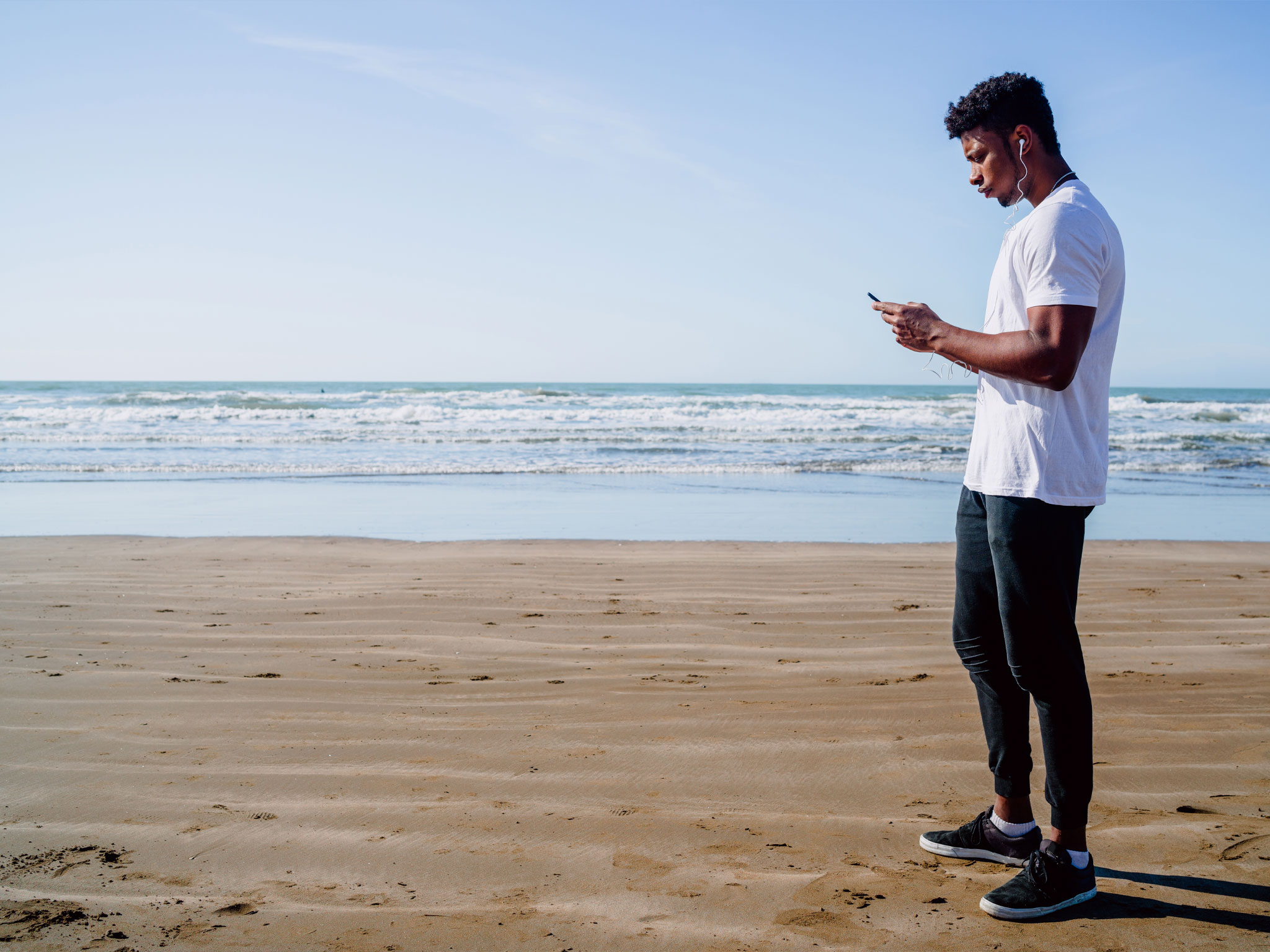 Internet,-data-and-SIM-cards-in-Sal-how-to-stay-connected-without-hassle-Sal-Island-Blog---Sal-Insland---Cabo-Verde