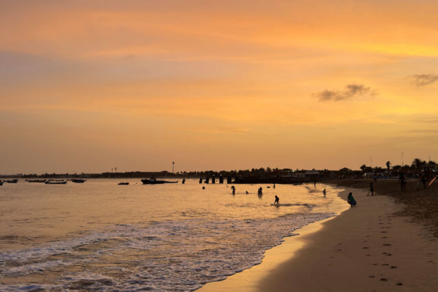 Santa Maria Beach: where everything happens (and almost everything happens again tomorrow)