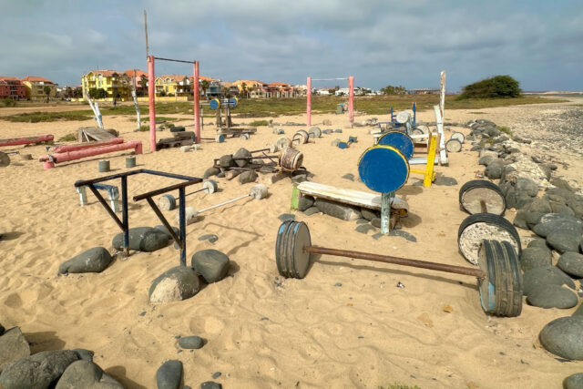 Sal Boot Camp / Outdoor Gym: sweating by the Atlantic, no excuses and no mirrors
